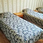 Apartment Old Town For Families & Groups - Rueuetli 29 *