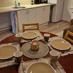 Old Town For Families & Groups - Rueuetli 29 Апартаменты