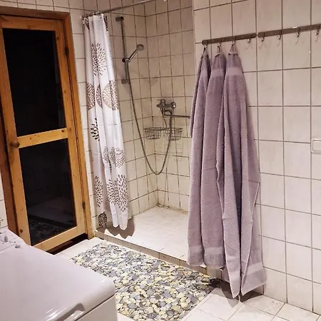 Apartment Old Town Apartments For Families & Groups - Rueuetli 29 Parnu